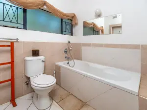 4 Bedroom House to Rent in Chisipite