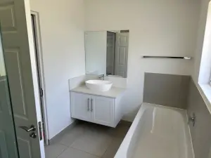 Townhouse/Cluster to Rent in Highlands