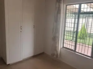 Townhouse/Cluster to Rent in Greendale North