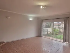 Townhouse/Cluster to Rent in Greendale North