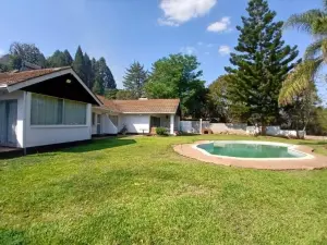 4 Bedroom House to Rent in Greystone Park