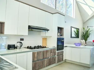 Flat/Apartment to Rent in Avondale