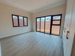 Townhouse/Cluster to Rent in Pomona