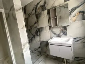 Flat/Apartment to Rent in Pomona