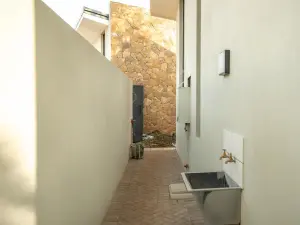 Townhouse/Cluster to Rent in Newlands