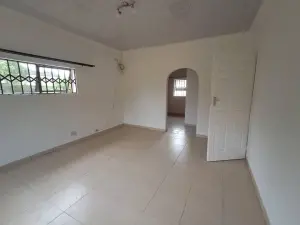 4 Bedroom House to Rent in Borrowdale West