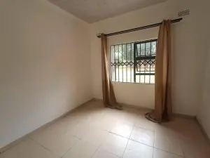 4 Bedroom House to Rent in Borrowdale West