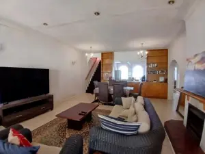 Townhouse/Cluster to Rent in Avondale