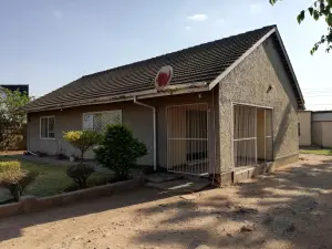 3 Bedroom House to Rent in Braeside