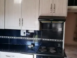 3 Bedroom House to Rent in Braeside