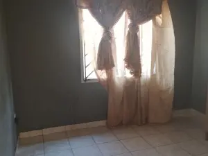 3 Bedroom House to Rent in Braeside