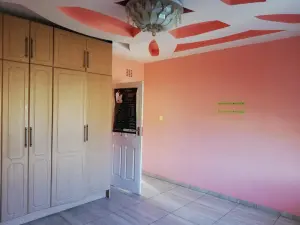 3 Bedroom House to Rent in Braeside