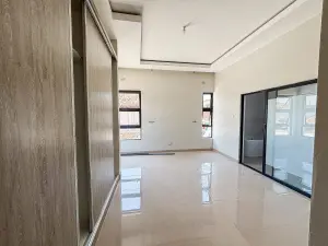 Townhouse/Cluster to Rent in Marlborough