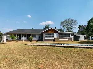 4 Bedroom House to Rent in The Grange