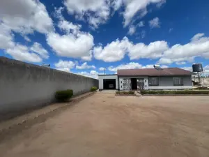 3 Bedroom Cottage/Garden Flat to Rent in Sunway City