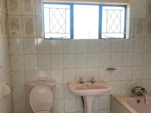 4 Bedroom House to Rent in Marlborough