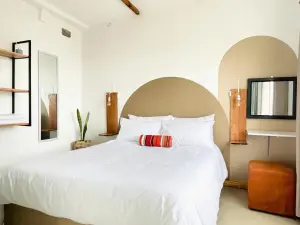 1 Bedroom Cottage/Garden Flat to Rent in Borrowdale West