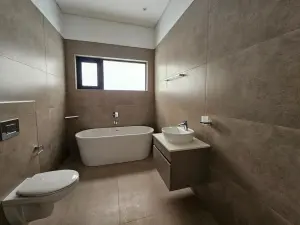 Townhouse/Cluster to Rent in Borrowdale West