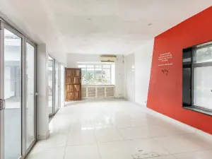 Office to Rent in Newlands