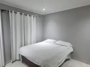 2 Bedroom Cottage/Garden Flat to Rent in Glen Lorne