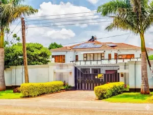 9 Bedroom House to Rent in Pomona