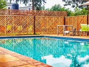 9 Bedroom House to Rent in Pomona