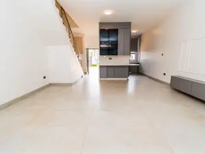 Townhouse/Cluster to Rent in Borrowdale West