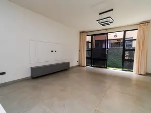 Townhouse/Cluster to Rent in Borrowdale West