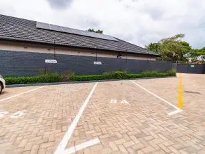 Townhouse/Cluster to Rent in Borrowdale West