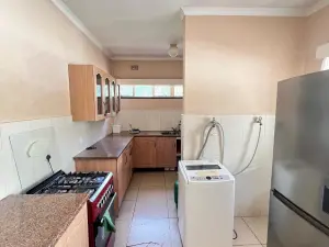 4 Bedroom House to Rent in Northwood