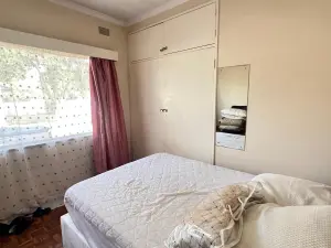 4 Bedroom House to Rent in Northwood