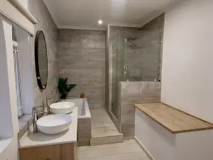 4 Bedroom House to Rent in Greendale