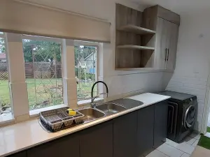 4 Bedroom House to Rent in Greendale