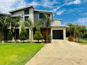 4 Bedroom House to Rent in Highlands