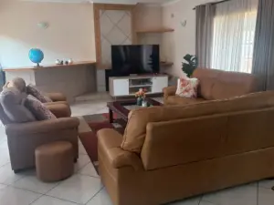 Townhouse/Cluster to Rent in Mount Pleasant