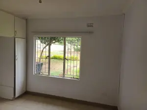 2 Bedroom Cottage/Garden Flat to Rent in Belvedere