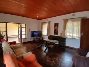 4 Bedroom House to Rent in Kamfinsa