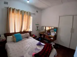 4 Bedroom House to Rent in Kamfinsa