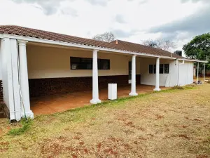 5 Bedroom House to Rent in Mount Pleasant