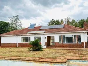 5 Bedroom House to Rent in Mount Pleasant