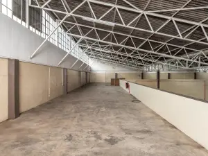 Warehouse/Industrial to Rent in Msasa