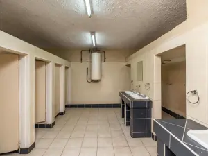 Warehouse/Industrial to Rent in Msasa