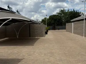 Townhouse/Cluster to Rent in Greendale