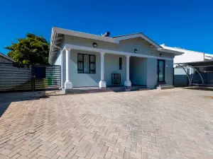 Townhouse/Cluster to Rent in Greendale