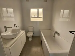 3 Bedroom House to Rent in Greendale