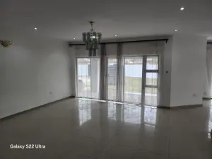 4 Bedroom House to Rent in Marlborough