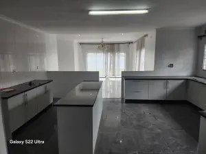 4 Bedroom House to Rent in Marlborough