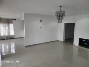 4 Bedroom House to Rent in Marlborough