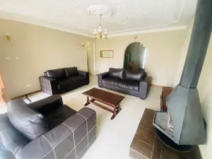 Flat/Apartment to Rent in Greendale