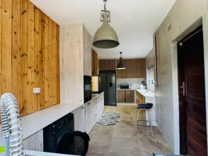 4 Bedroom House to Rent in Highlands